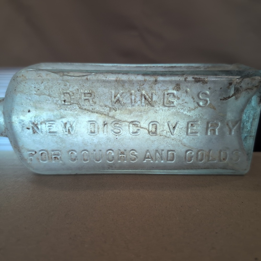 Dr Kings New Discovery For Coughs and Colds Antique Glass Bottle HE Bucklen & Co - Picture 1 of 7